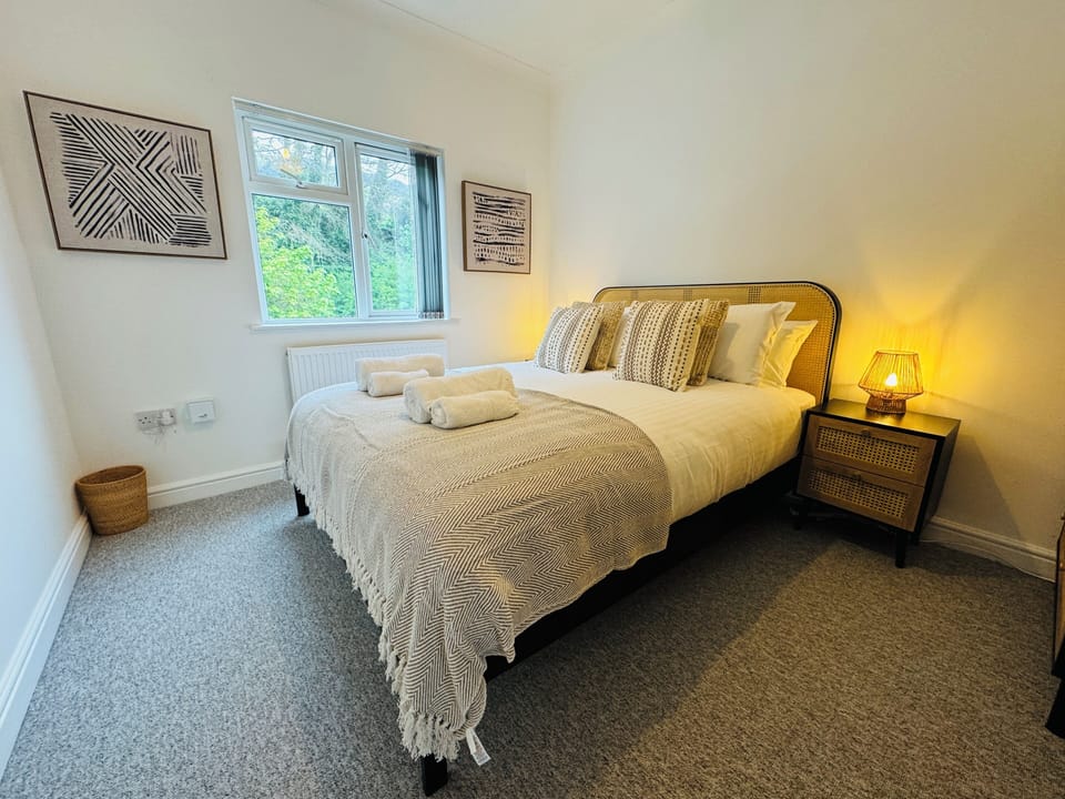 Spacious One Bed Apt With Scenic Views Apartment in Ventnor