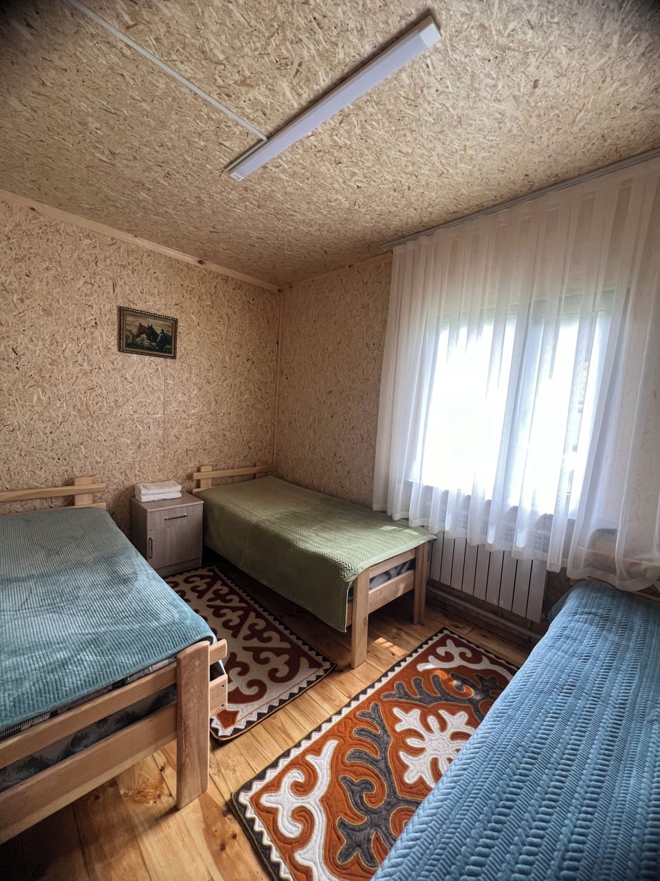 Triple Room | Laptop workspace, iron/ironing board, free WiFi