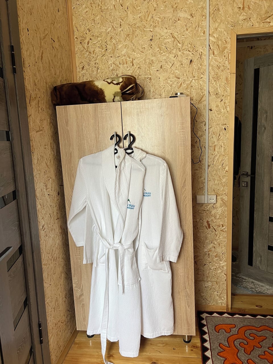 Comfort Double or Twin Room, Mountain View | Laptop workspace, iron/ironing board, free WiFi