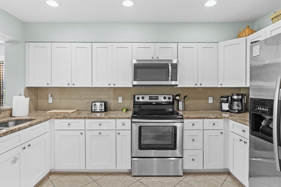 Fully Stocked Kitchen