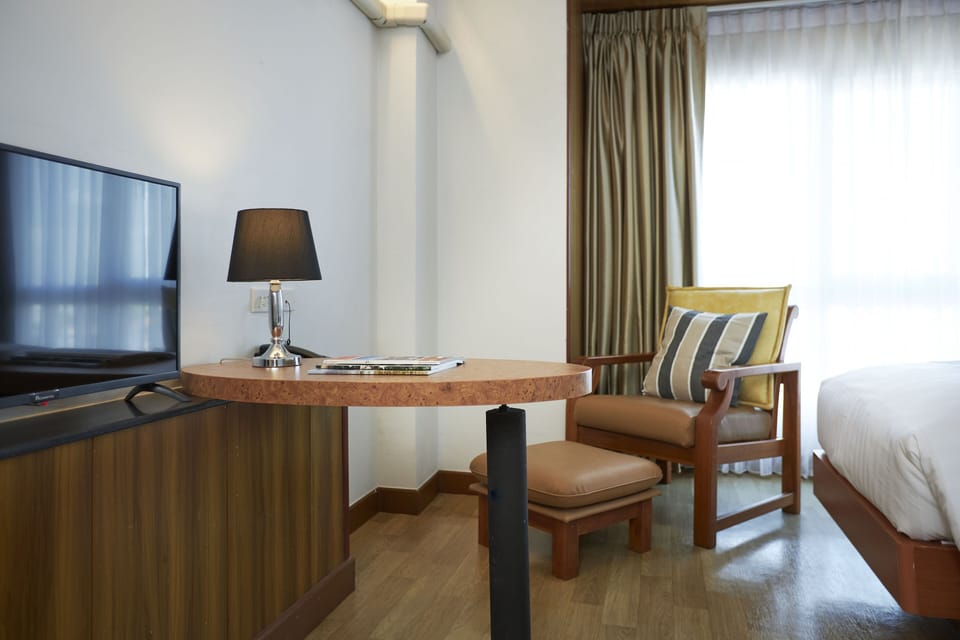 Superior Twin Room | City view