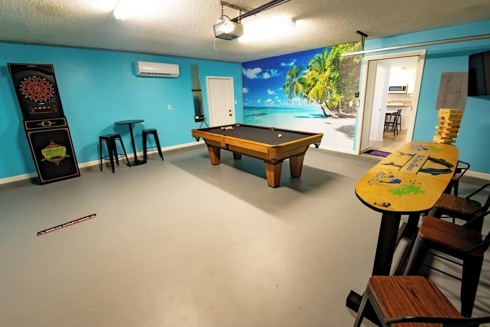 Game room