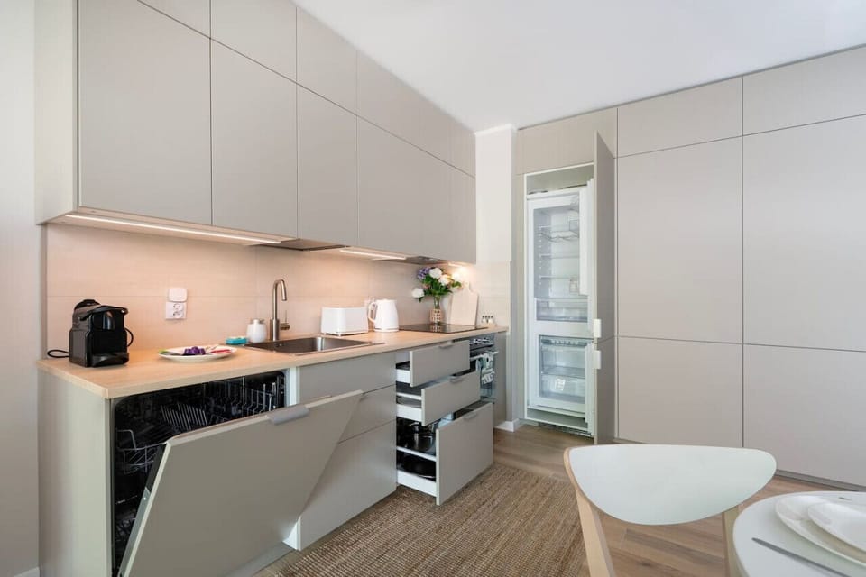Fully Equipped Kitchen | Book Now with RENTUJEMY