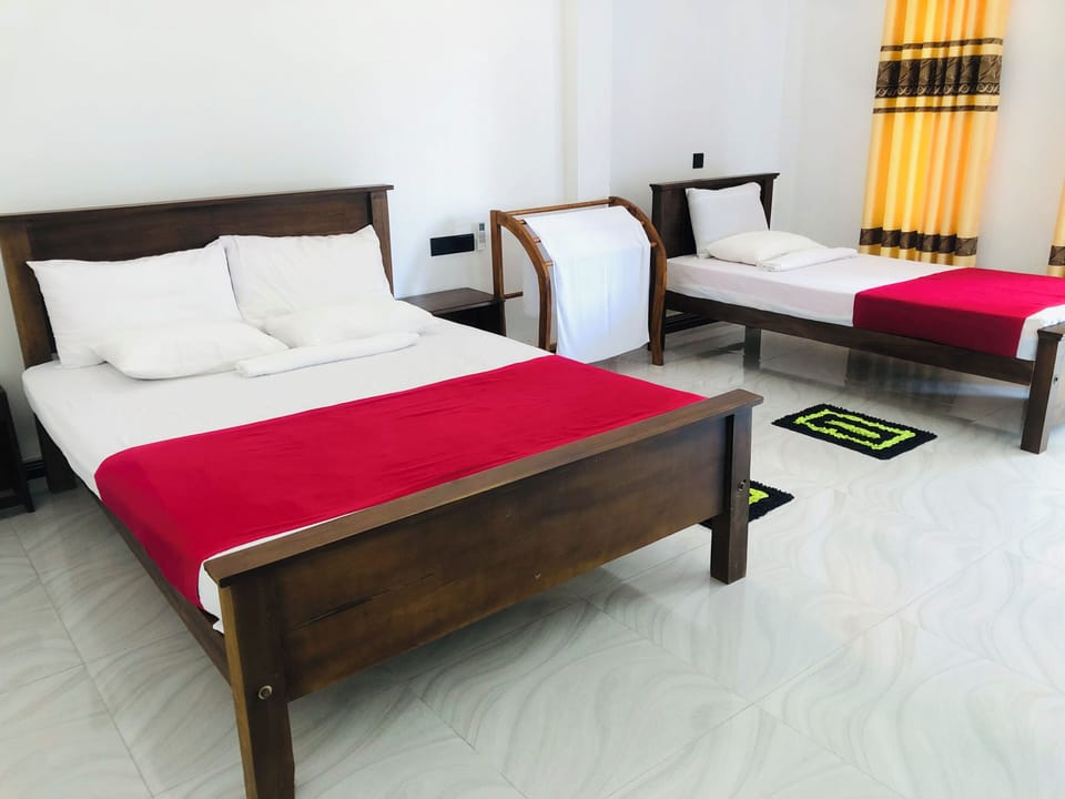Basic Triple Room, Garden View