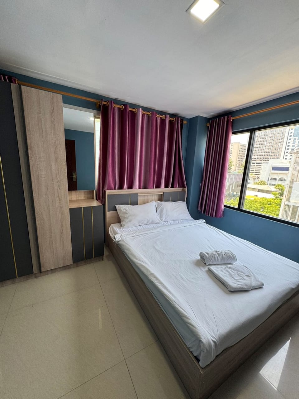 Double Room Single Use | Free WiFi