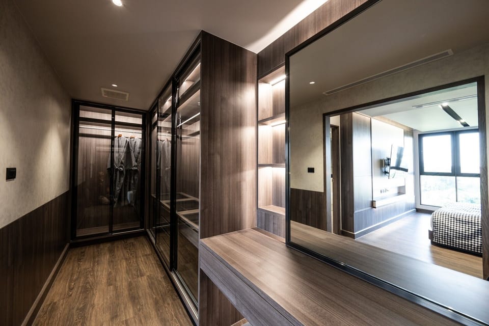 Executive Double Room | Wardrobe