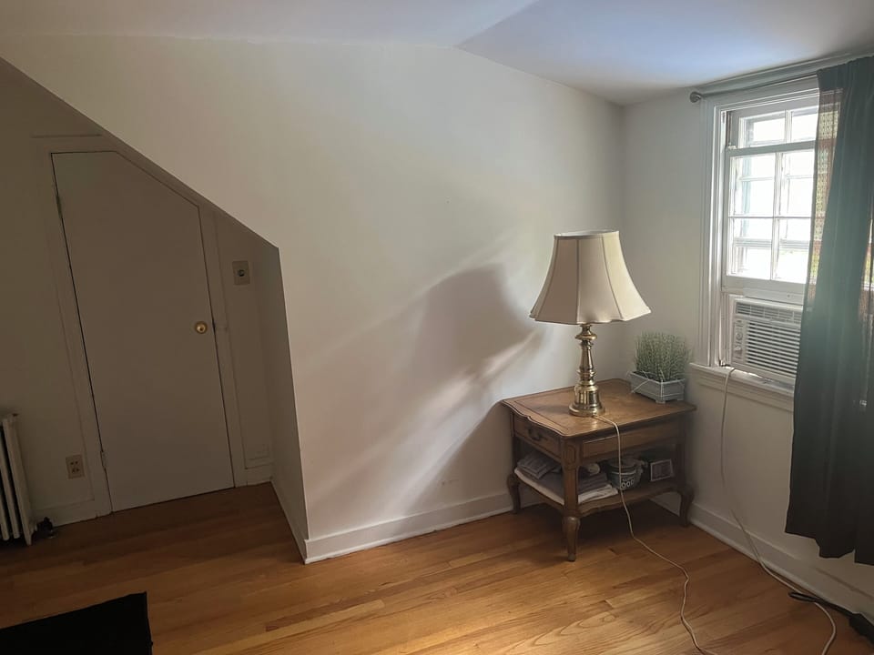 2 bedrooms, iron/ironing board