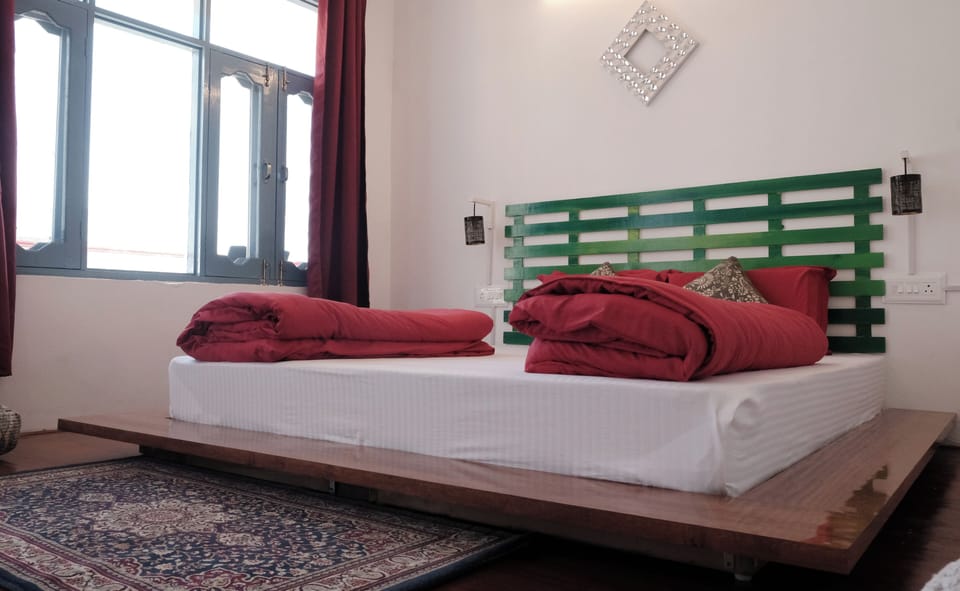 Double Room, Balcony, Hill View | Soundproofing, free WiFi
