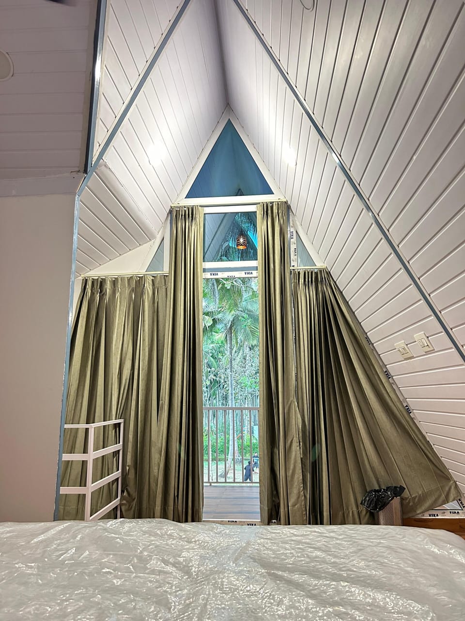 Ac Lake View A frame Cottage | WiFi (free)