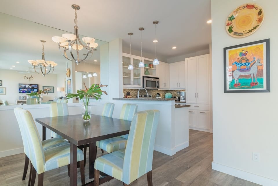 Dining with a beautiful Bayview indoors or outdoors