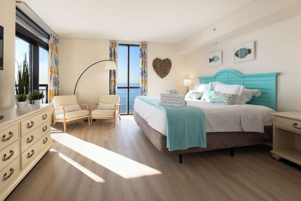 Bedroom 4: Master bedroom with king bed and gorgeous ocean views.