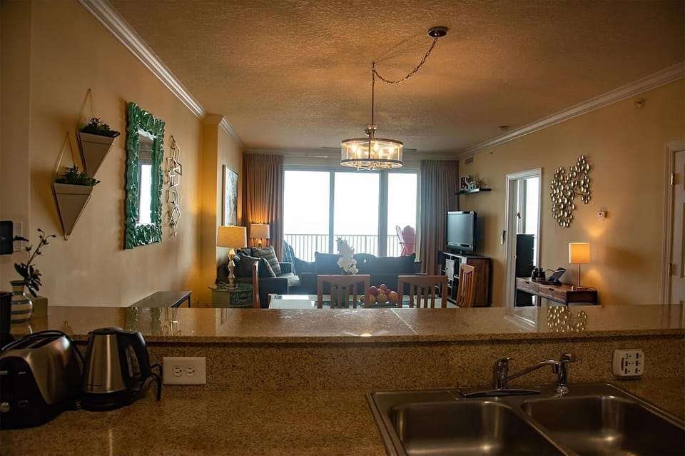 Condo, Multiple Beds (Ocean Reef 1204) | Private kitchen | Oven, toaster