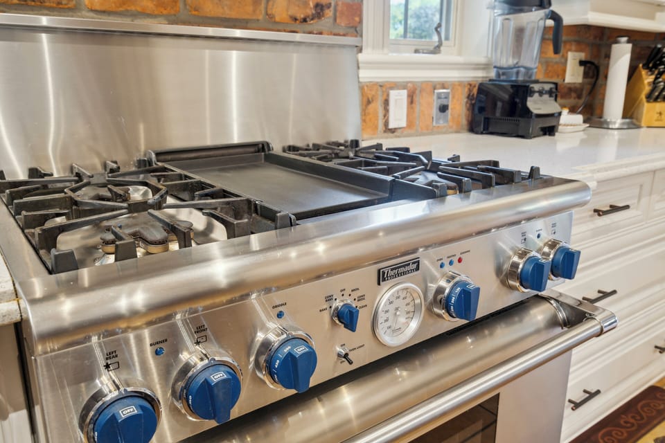 Thermador gas stove