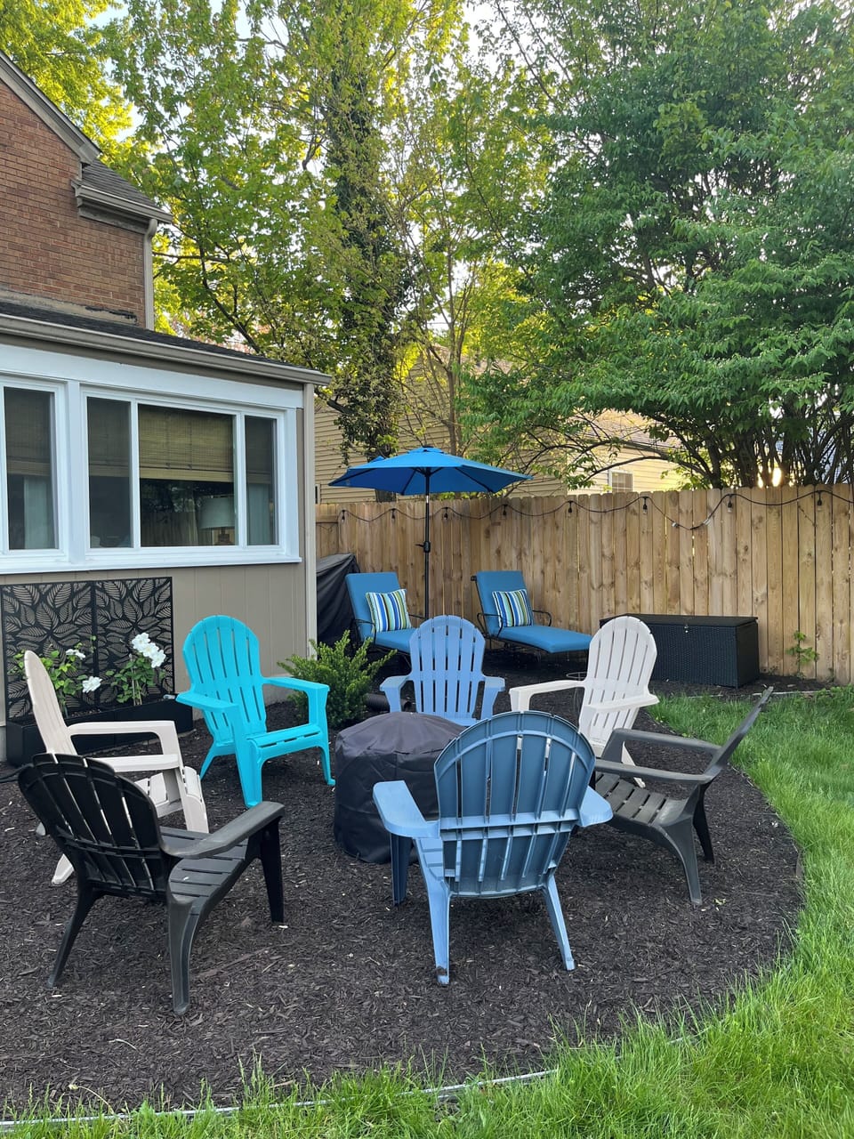 Backyard fire pit