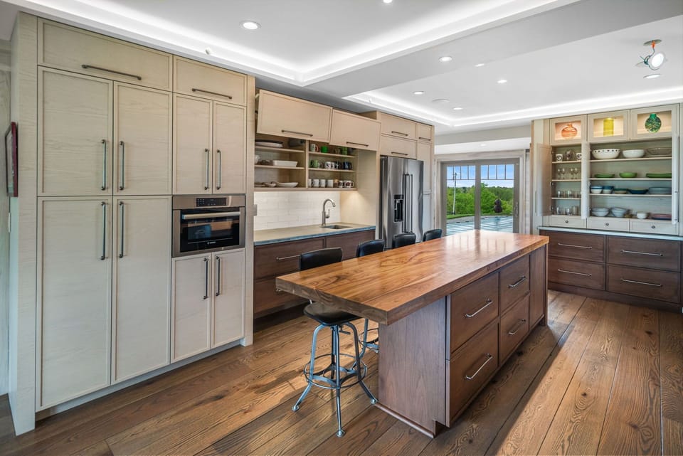 Fully Stocked Kitchen