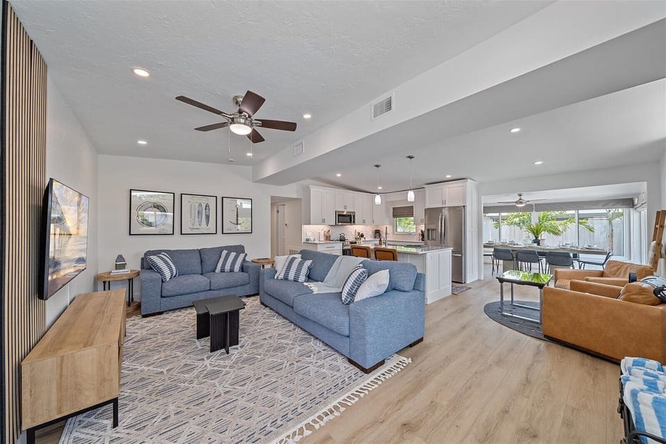 Thanks to this awesome open floor plan, no one has to miss out on the fun!