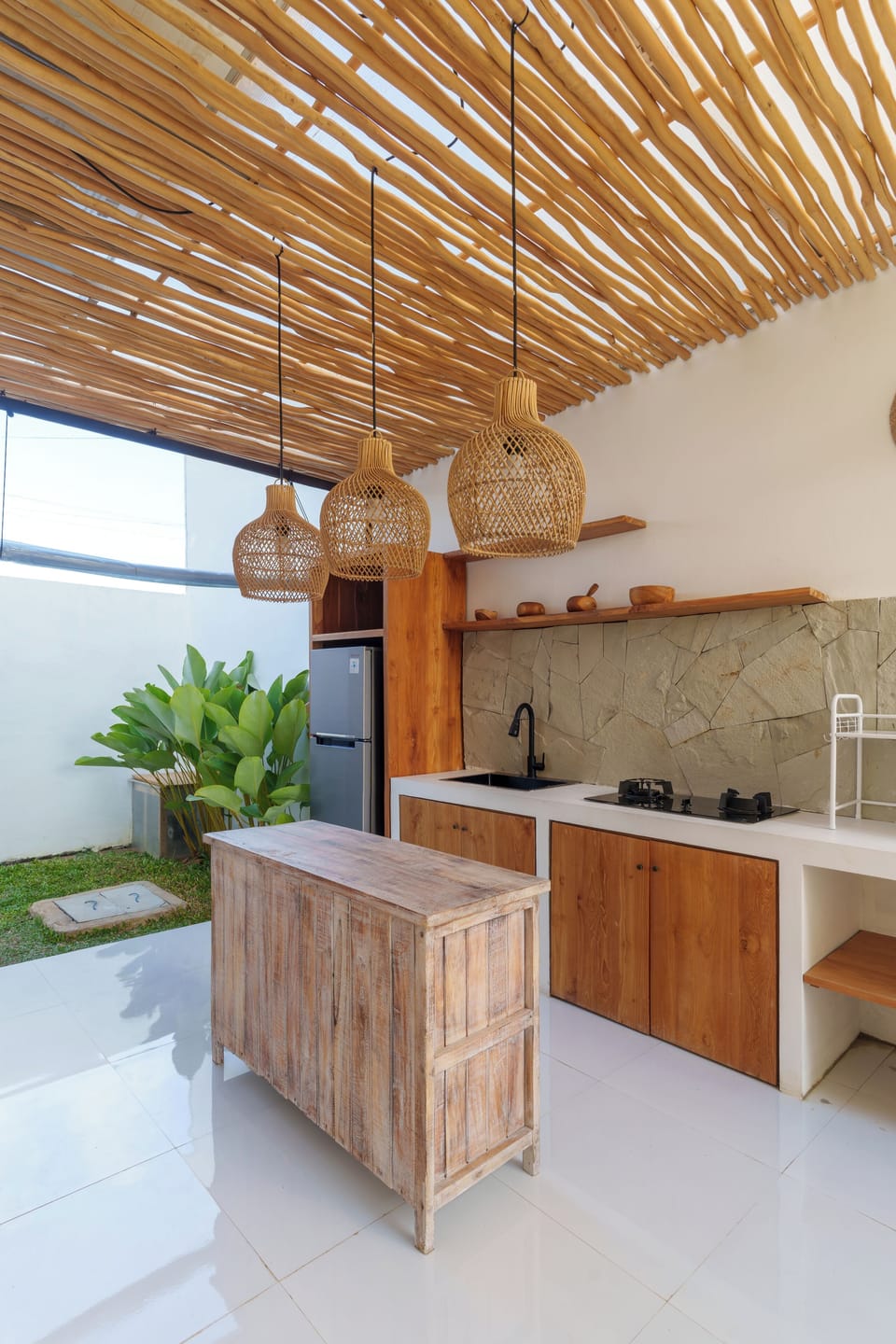 Exclusive Villa | Private kitchen | Fridge, microwave, stovetop, toaster