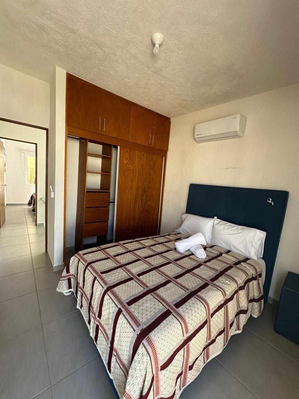 3 bedrooms, iron/ironing board, free WiFi