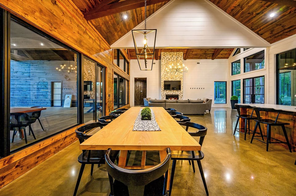 Comfortable dining space for up to 9 guests