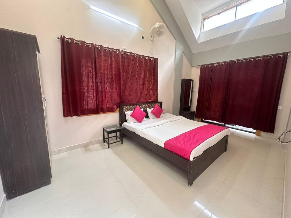 Deluxe Room | Free WiFi