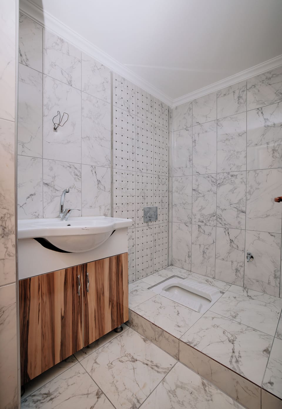Shower, free toiletries, hair dryer, slippers