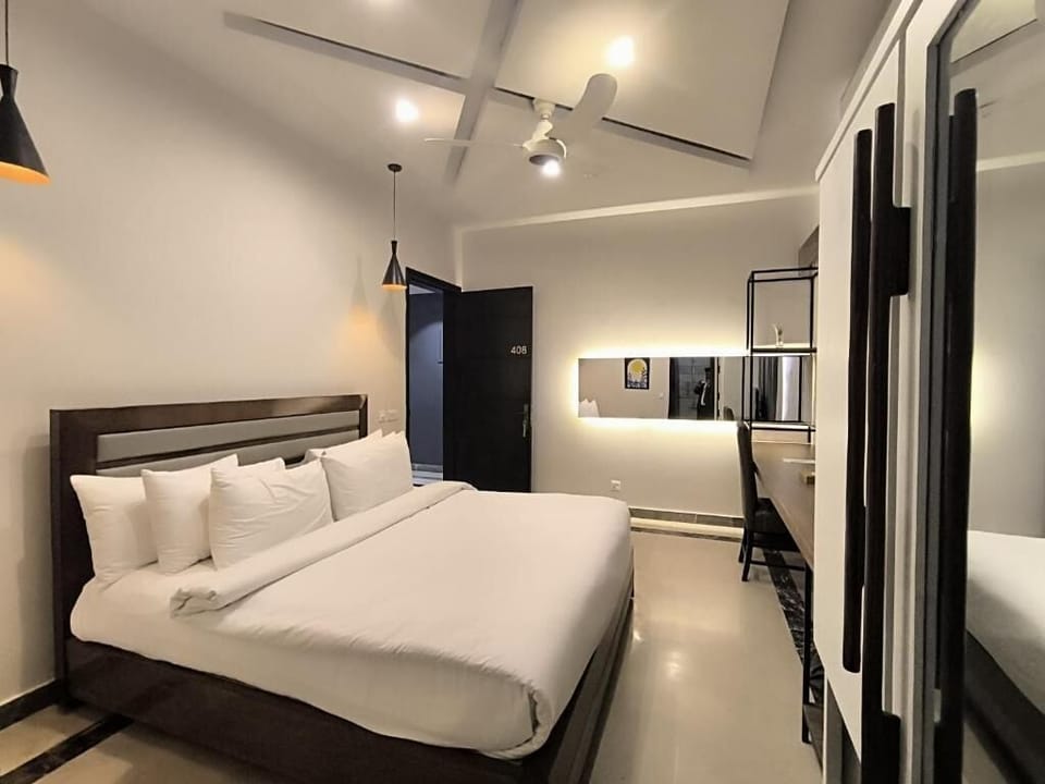 Superior Double Room | Premium bedding, down comforters, memory foam beds, minibar