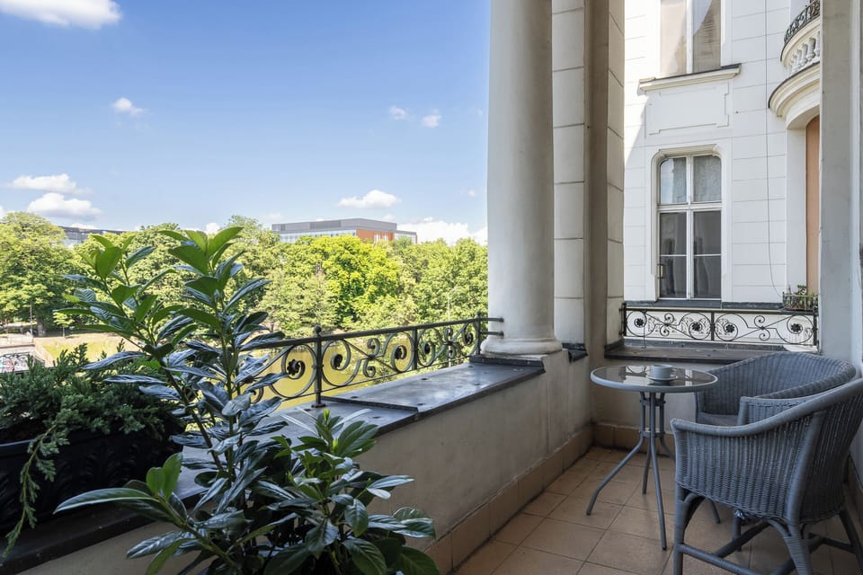 Exclusive Studio Suite, City View | Balcony view