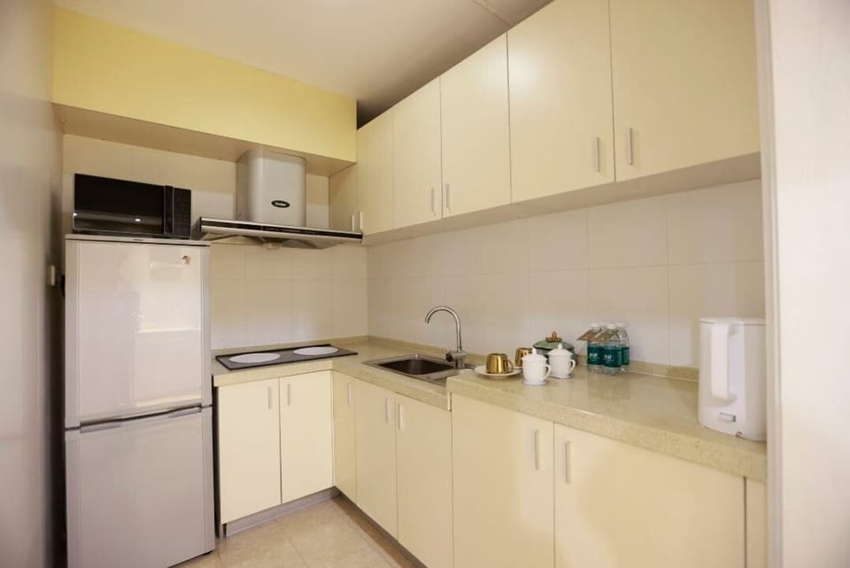 Superior Suite | Private kitchen