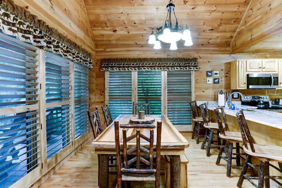 DINING TABLE & ISLAND BAR COUNTER