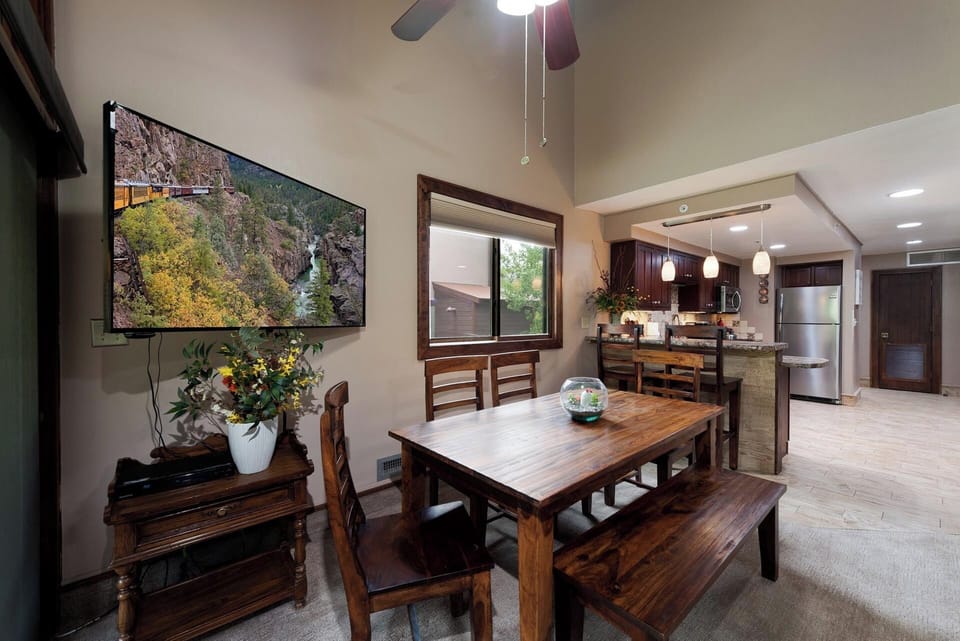 Dining Area and TV