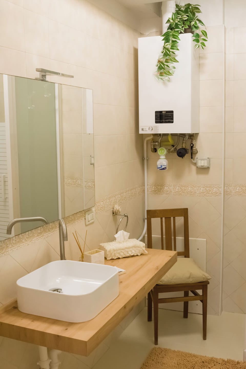 Free toiletries, hair dryer, towels, toilet paper