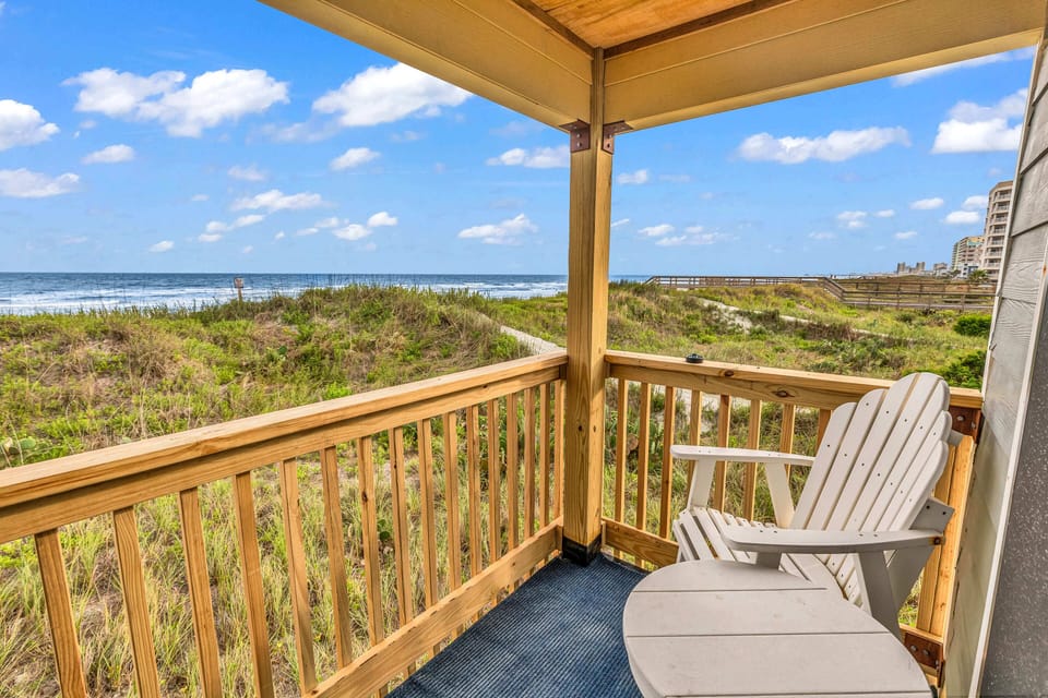 Signature Condo, Beach View | Balcony