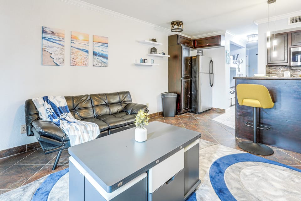 Apartment (1 Bedroom) | Interior