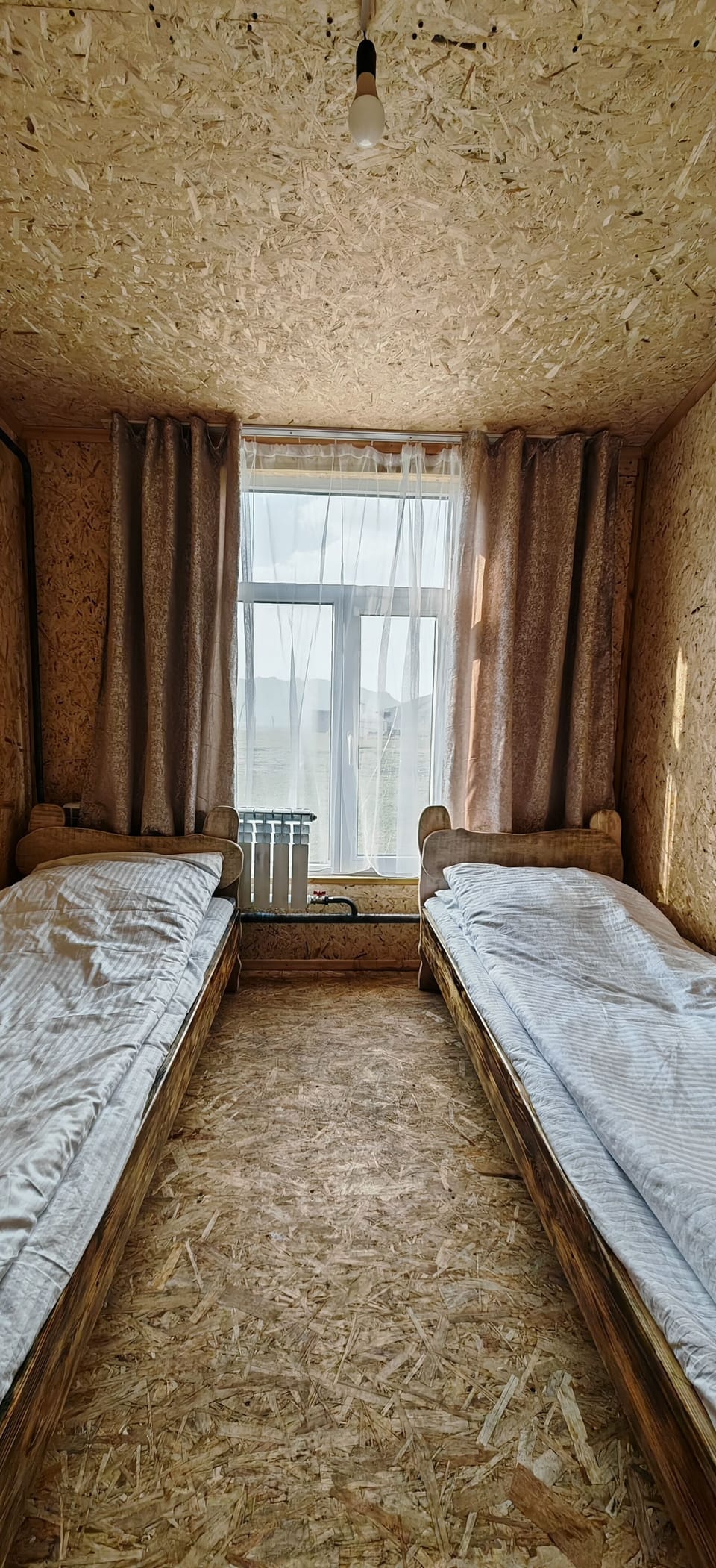 Traditional Shared Dormitory, Mountain View | Desk