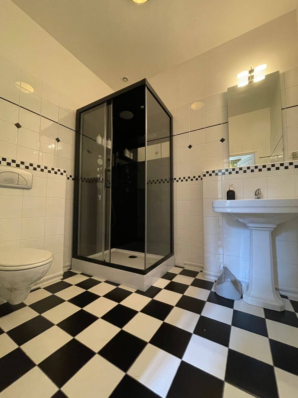 Double Room, Pool View | Bathroom | Shower, rainfall showerhead, hair dryer, towels