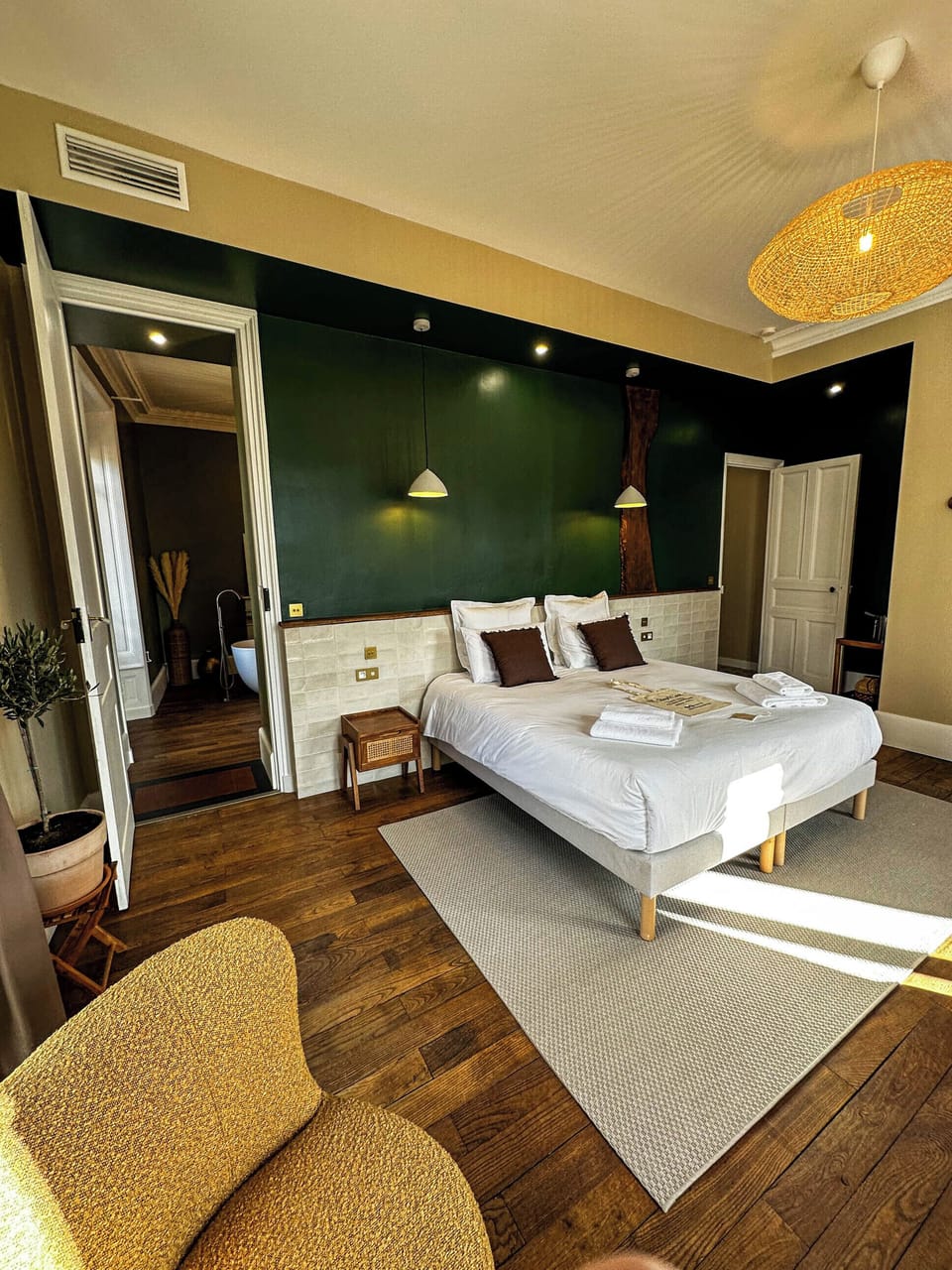 Premium Double Room | Premium bedding, individually decorated, individually furnished