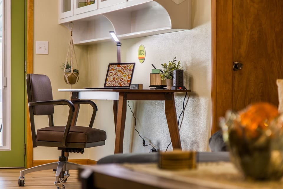 Need to work while you travel? MC5 offers a dedicated desk and comfortable seating, making it easy to answer emails, plan your day, or mix business with adventure. A smart choice for remote workers visiting Rogers, Bentonville, and Northwest Arkansas.
