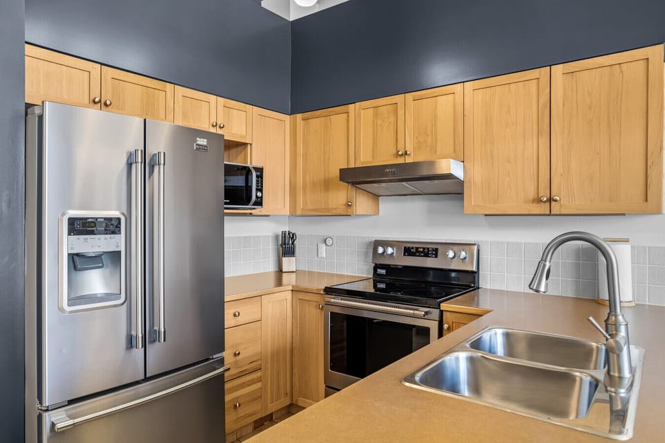 All kitchen essentials are provided for your convenience - Tim Hortons coffee, tea, sugar, cooking oil, salt and pepper