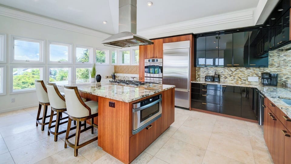 Luxury Kitchen with Amazing Views