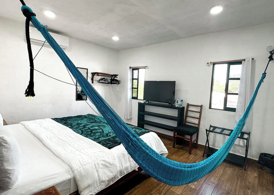 Standard Room, Courtyard View | Premium bedding, down comforters, pillowtop beds, individually decorated