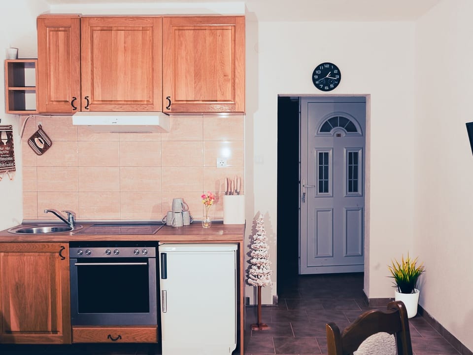 Kitchenette