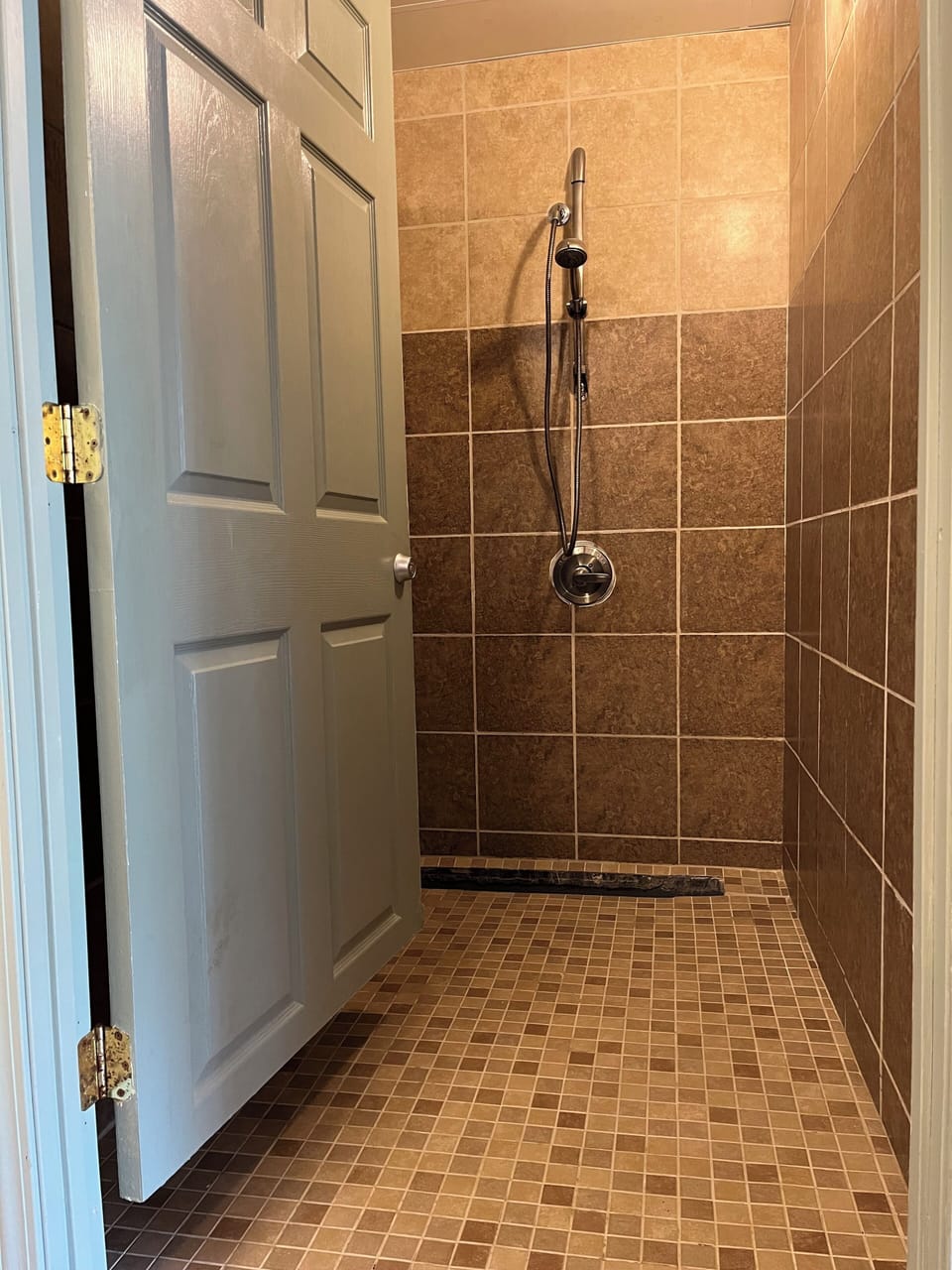 Bathroom2