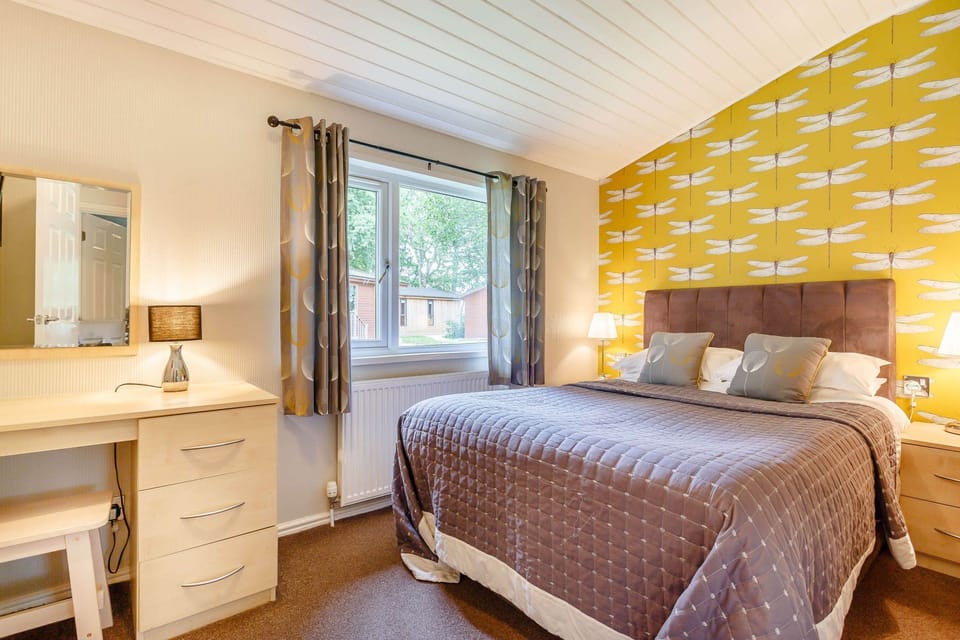 Kingham Plus Lodge Double Bedroom