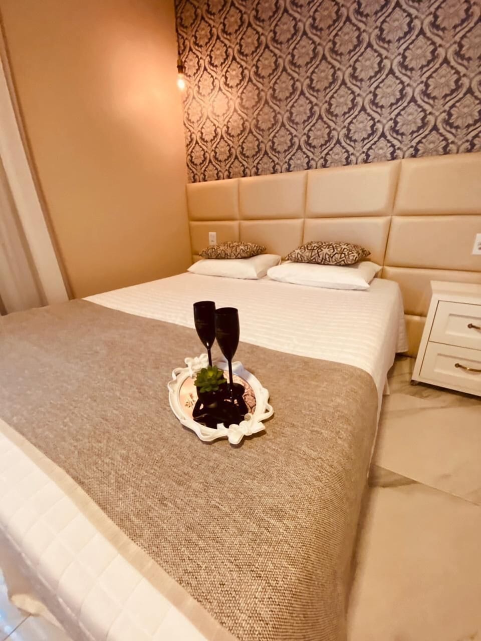 Twin Room, 1 Double Bed | In-room safe, blackout drapes, soundproofing, free WiFi