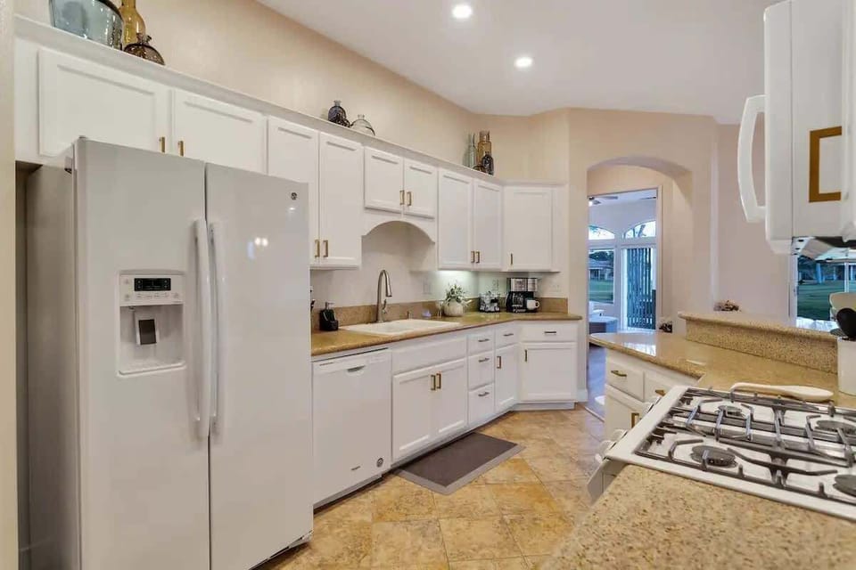 Complete kitchen with modern appliances