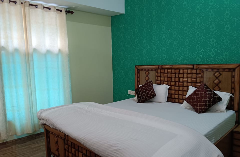 Deluxe Room | 1 bedroom, free WiFi