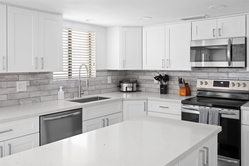Contemporary charm with our fully stocked kitchen