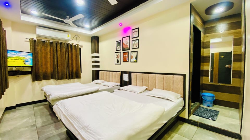 Deluxe Double Room, City View | Premium bedding, down comforters, Select Comfort beds
