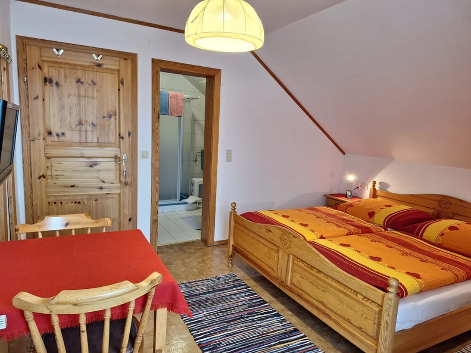 Double Room, Balcony | Free WiFi
