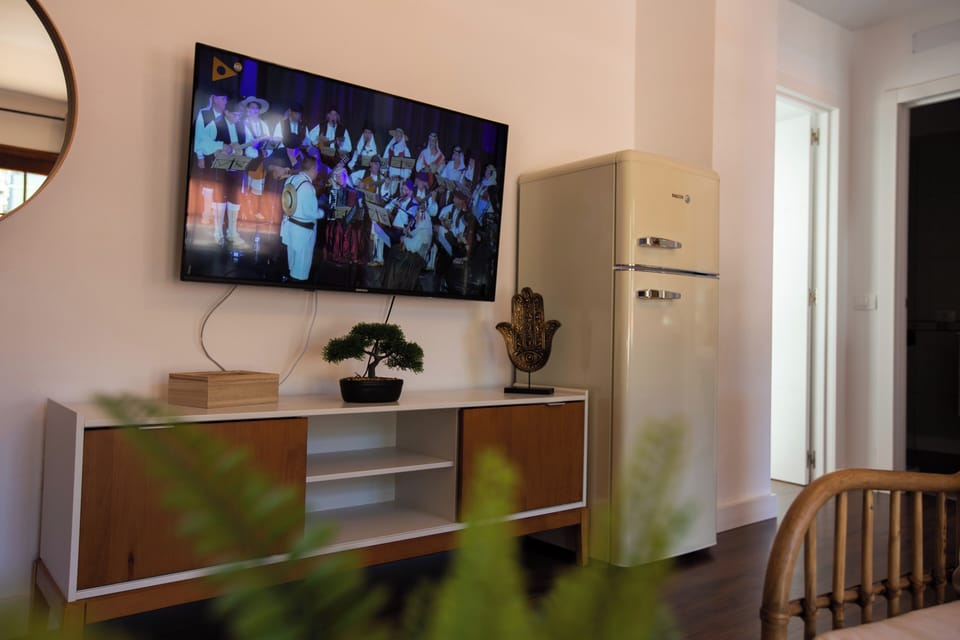 With everything you need for a pleasant stay in the old town of Vallehermoso
